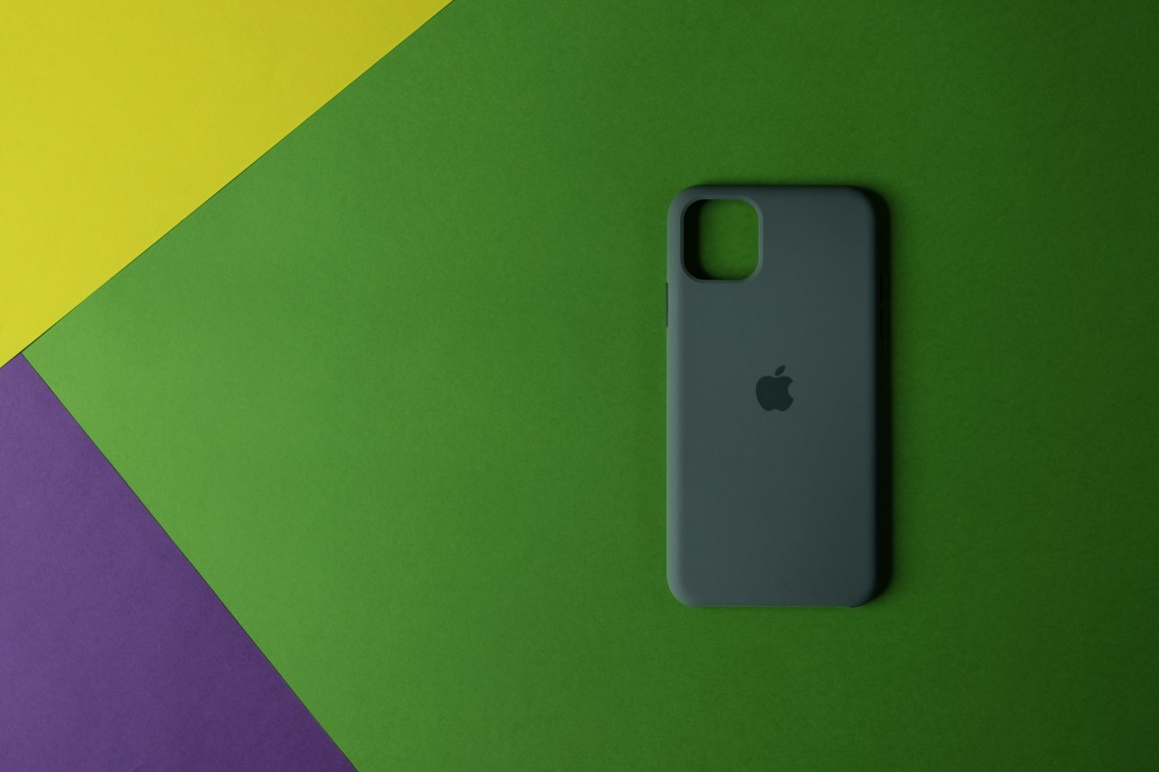 Почему быстро разряжается iPhone: основные причины и способы решения