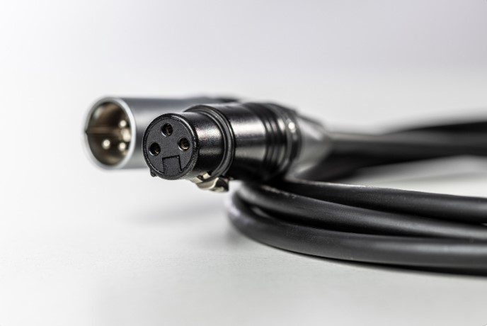 различия между xlr кабелями
